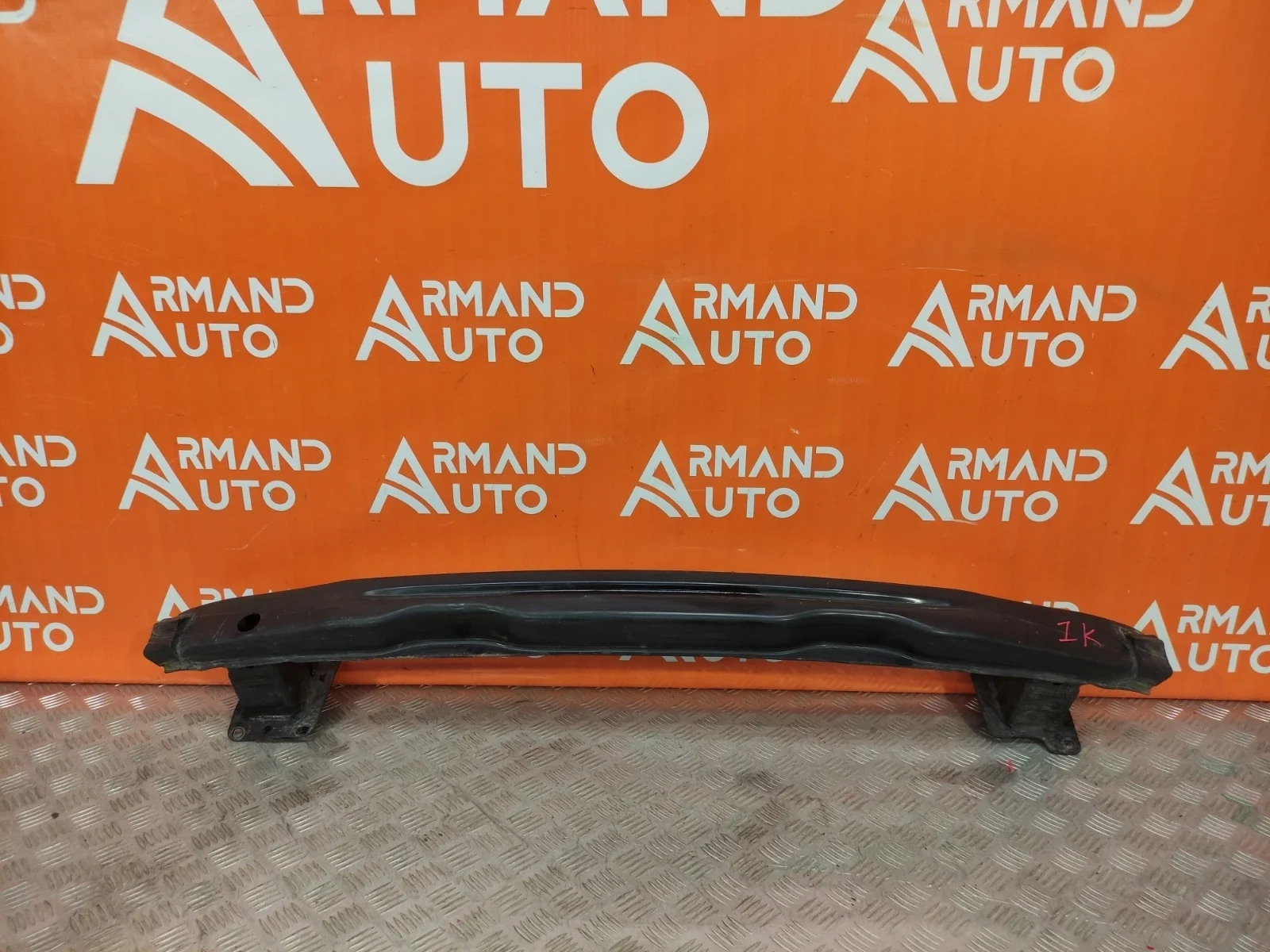 Усилитель бампера Audi Q3 2011-2018 8U