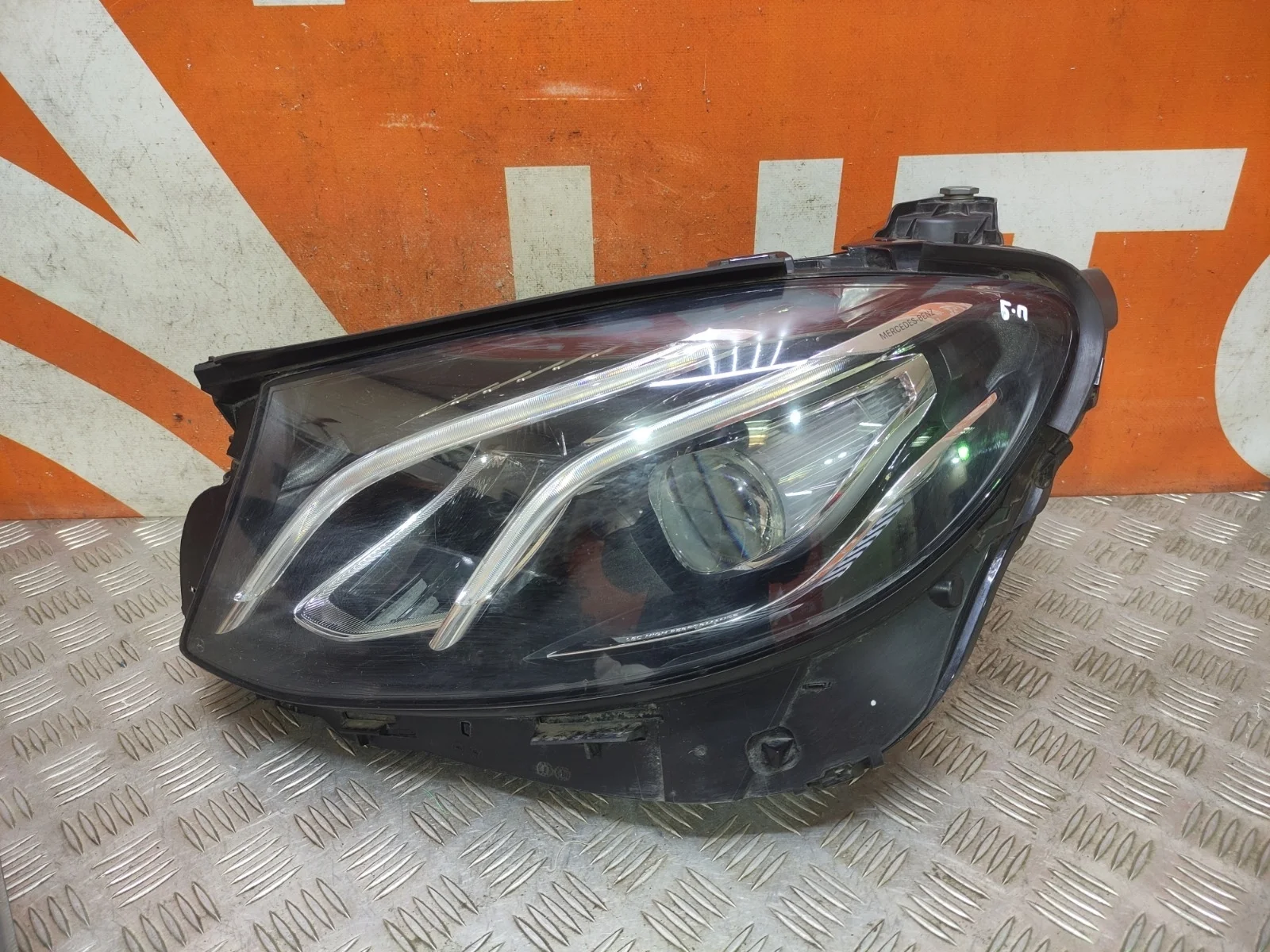 Фара Mercedes -Class 2016-2020 W213, S213, C238