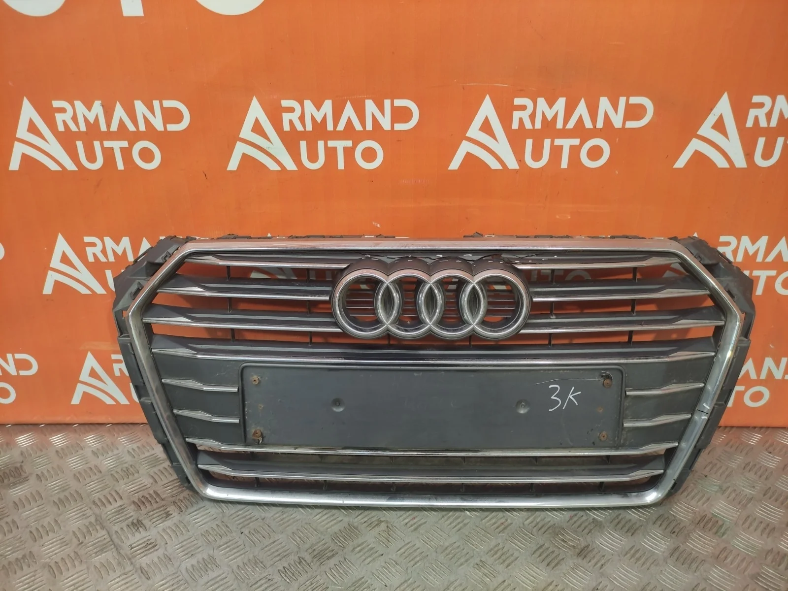 Решетка радиатора Audi A4 2015-2020 B9