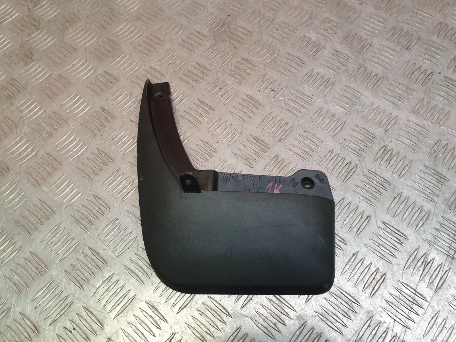 Брызговик Renault Logan 2012-2022