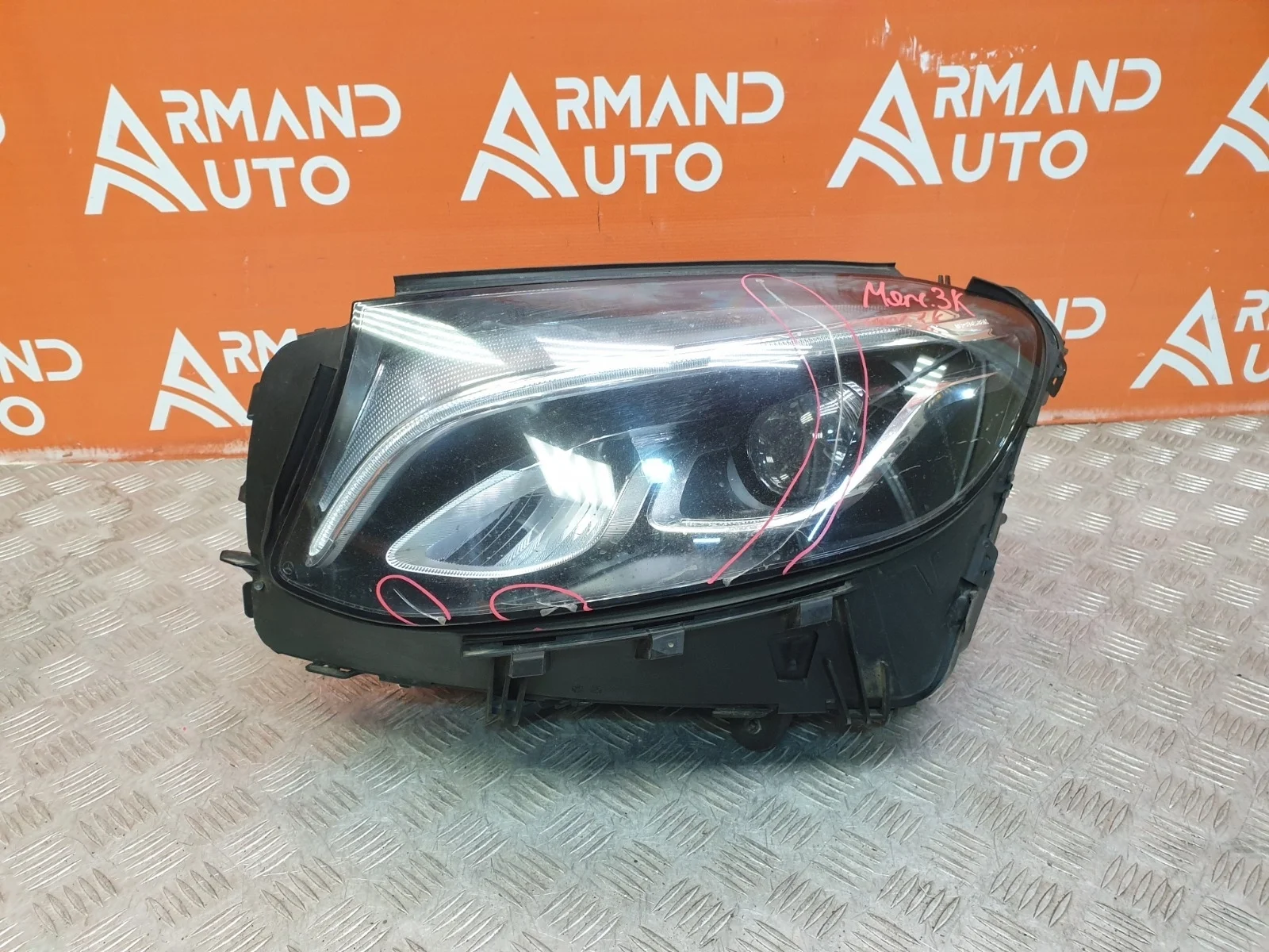 Фара Mercedes GLC-Class 2015-2019 X253
