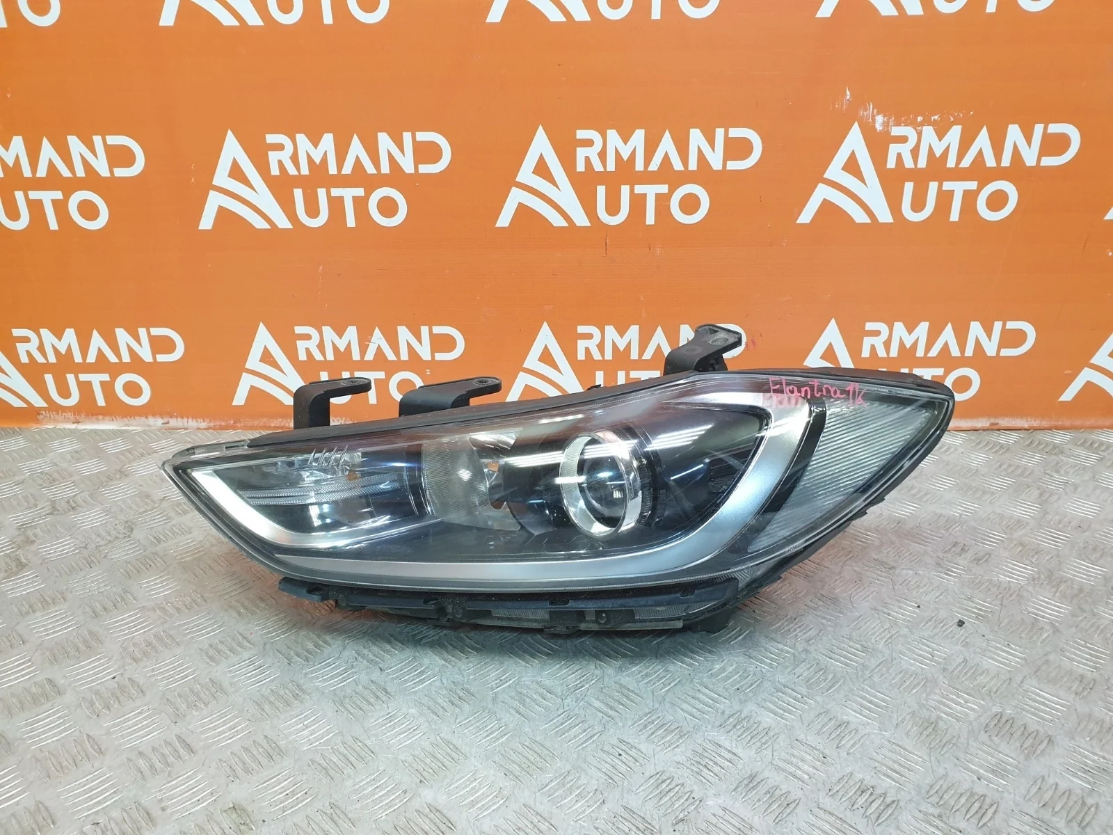 Фара Hyundai Elantra 2015-2019 6 AD