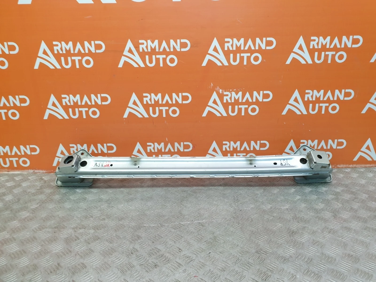 Усилитель бампера Mitsubishi ASX 2010-нв GA0