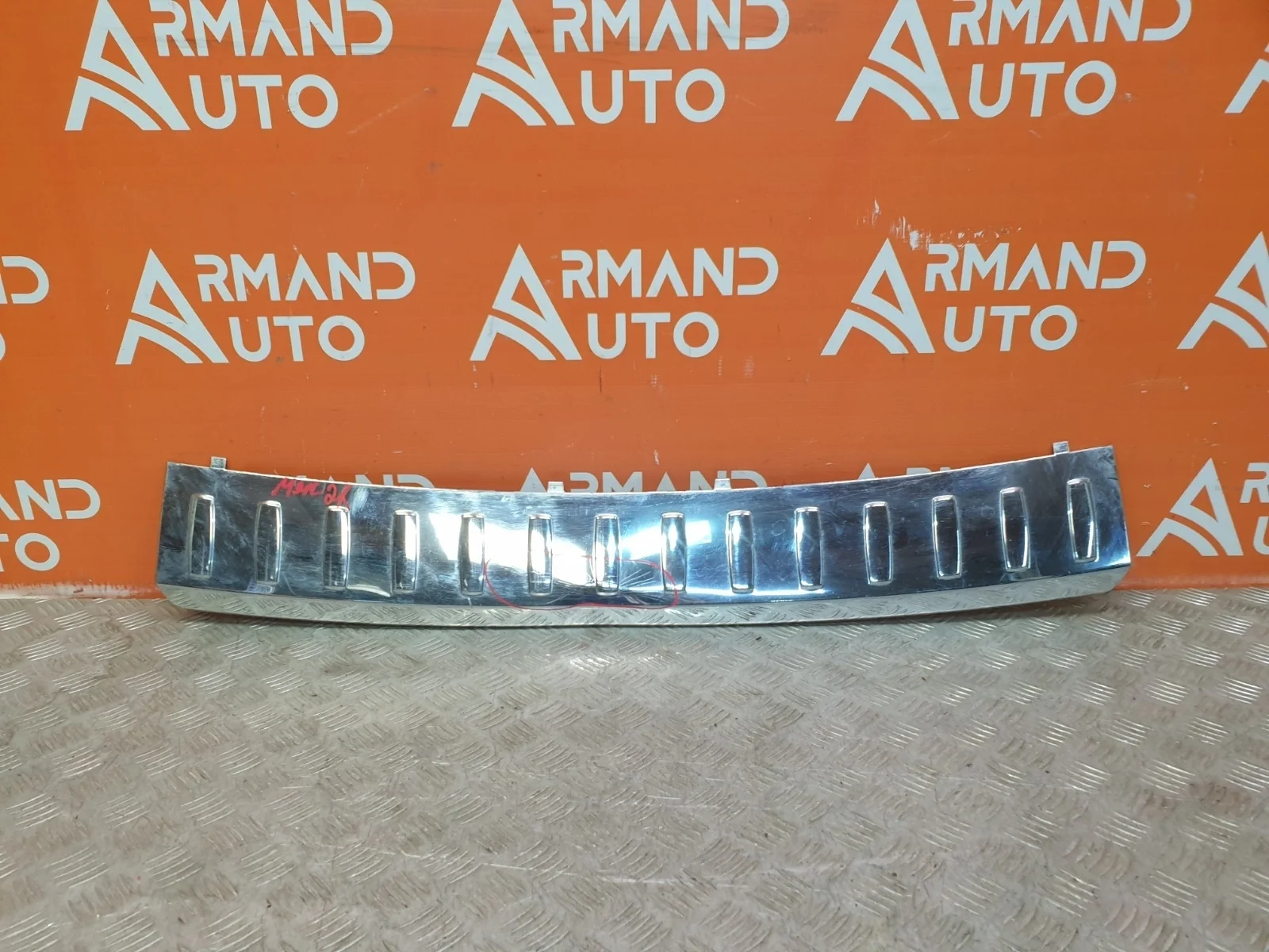 Накладка бампера верхняя Mercedes ML GLE-Class 2011-2015 W166