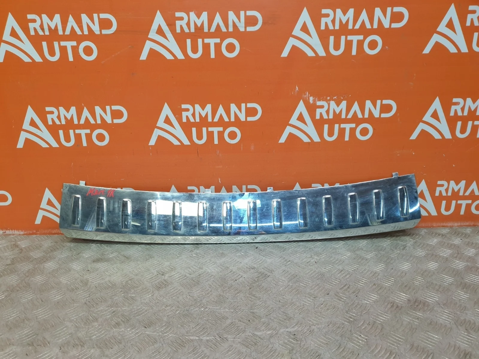 Накладка бампера верхняя Mercedes ML GLE-Class 2011-2015 W166