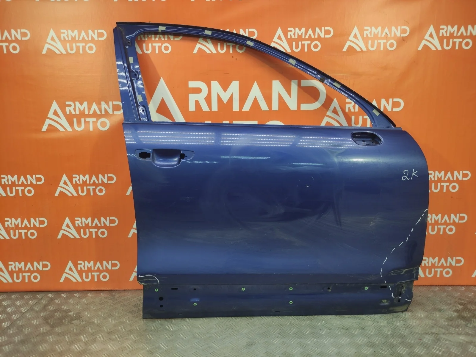 Дверь Volkswagen Touareg 2010-2018