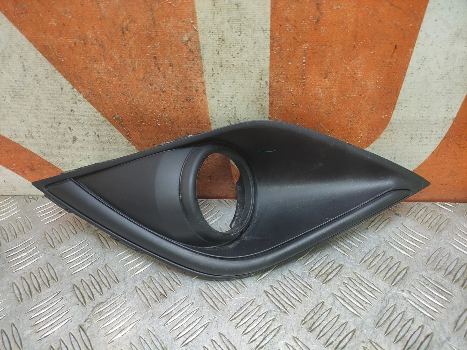 Окантовка птф Mitsubishi Outlander 2018-нв 3