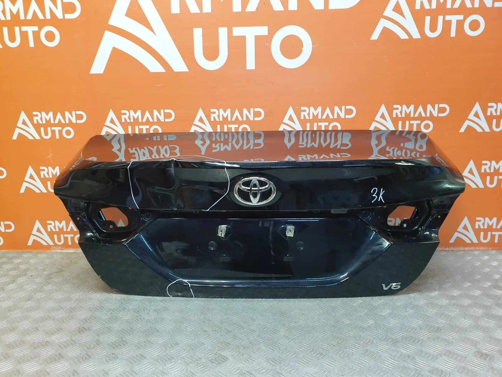 Крышка багажника Toyota Camry 2017-нв 8 XV70