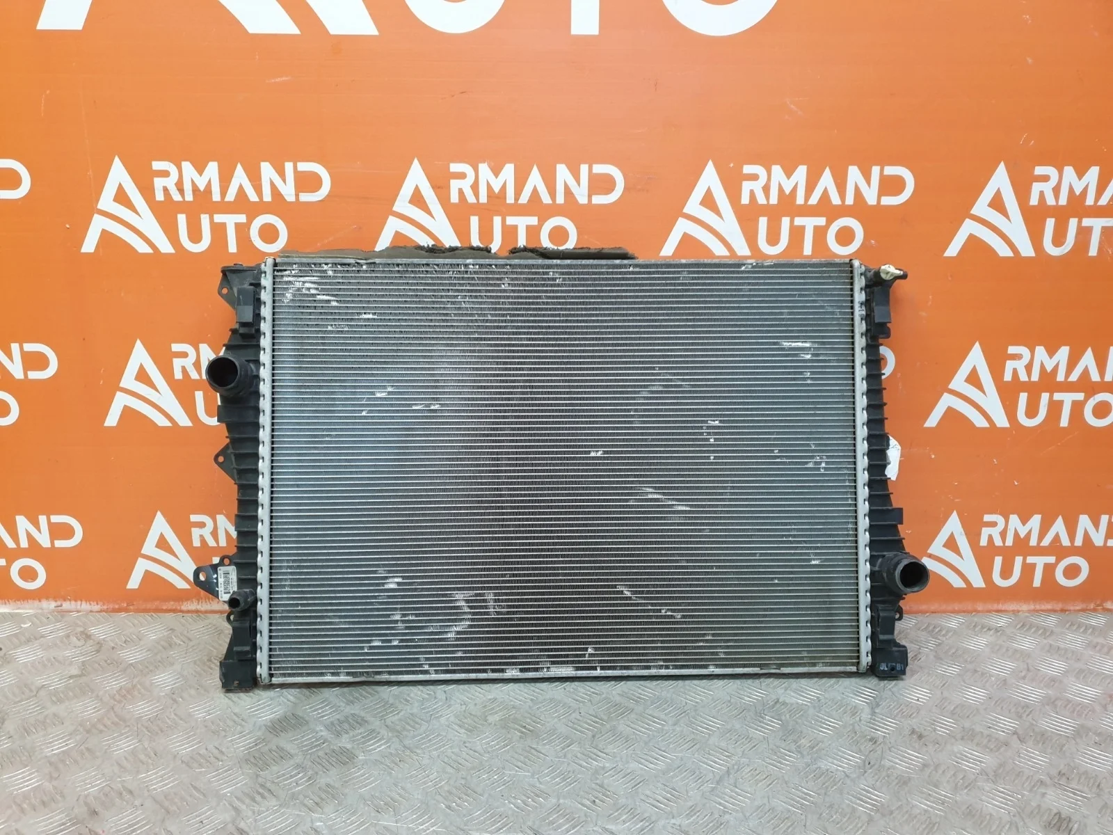 Радиатор двигателя (двс) Land Rover Discovery Sport 2014-нв L550