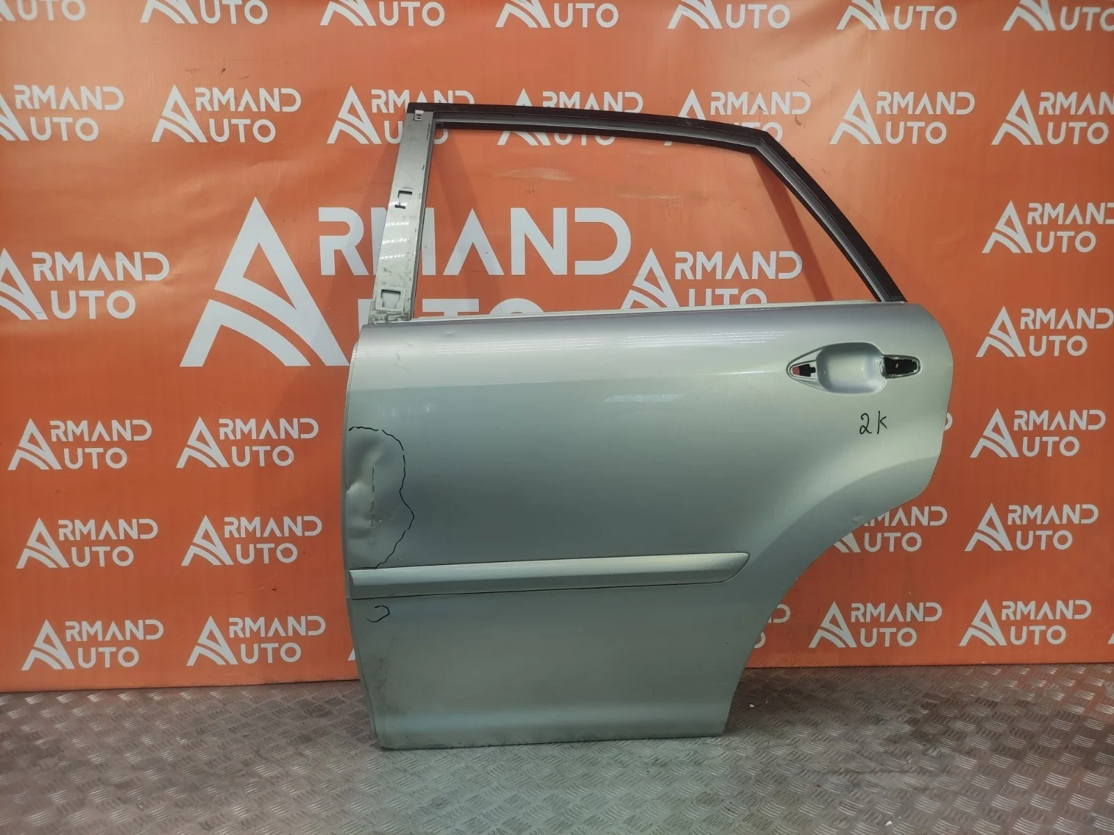 Дверь Lexus RX 2003-2009 XU30