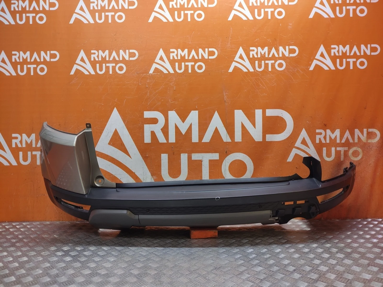 Бампер LAND ROVER Range Evoque 2011-2018 L538