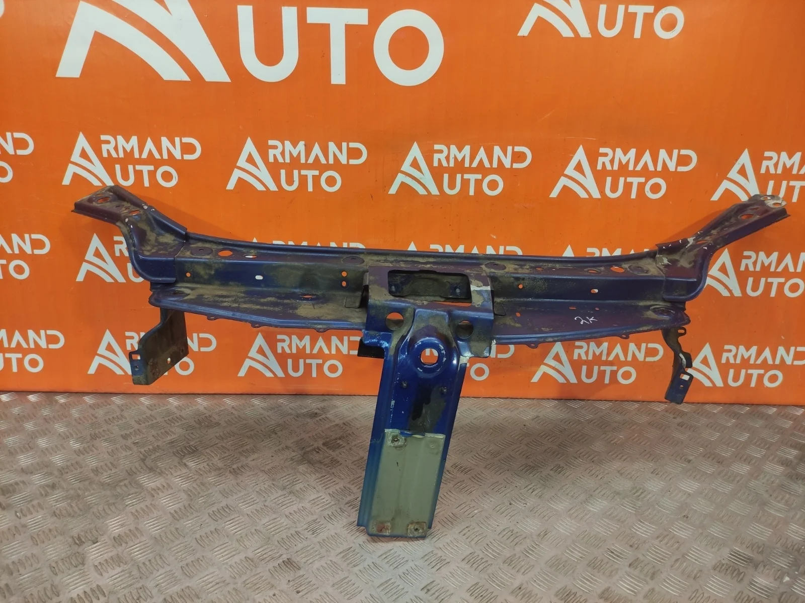 Панель передняя (суппорт радиатора) RENAULT Logan 2012-2022