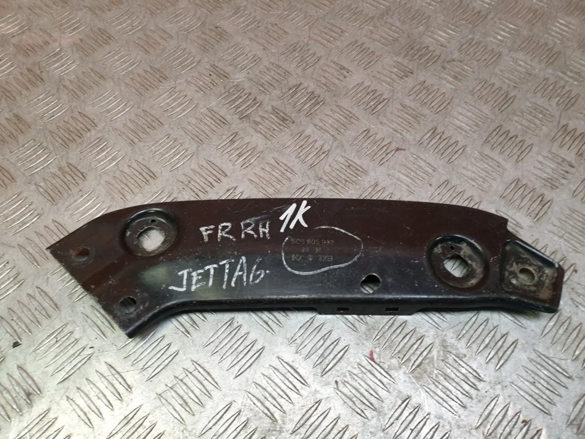 Кронштейн фары Volkswagen Jetta 2010-2018 6