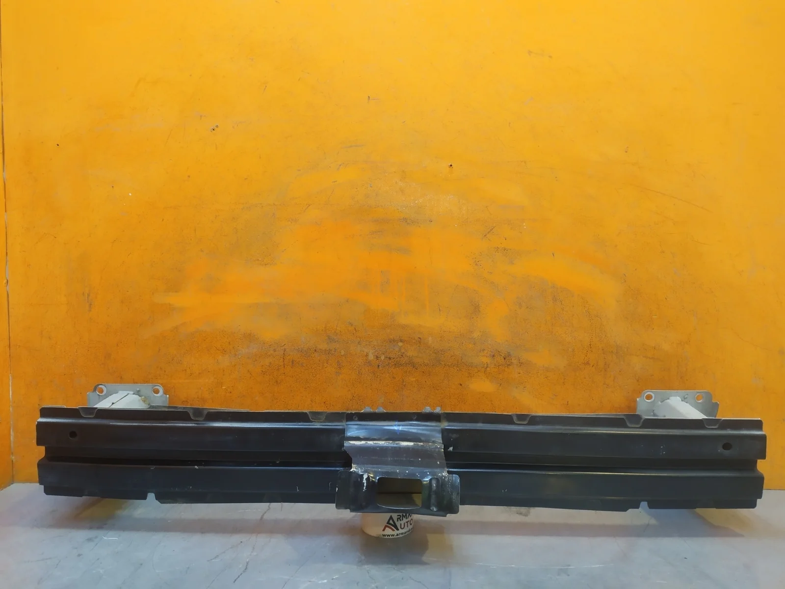 Усилитель бампера Mitsubishi Outlander 2012-нв 3