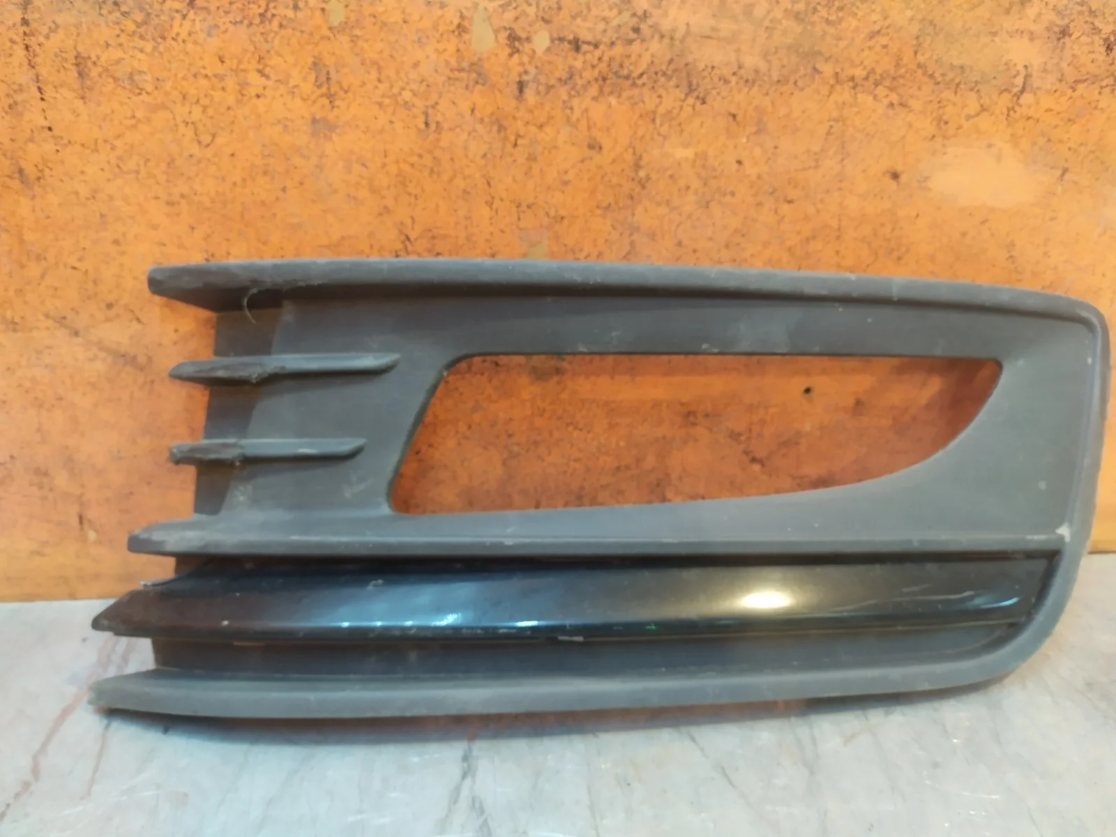 Окантовка птф Volkswagen Polo 2014-2020 5