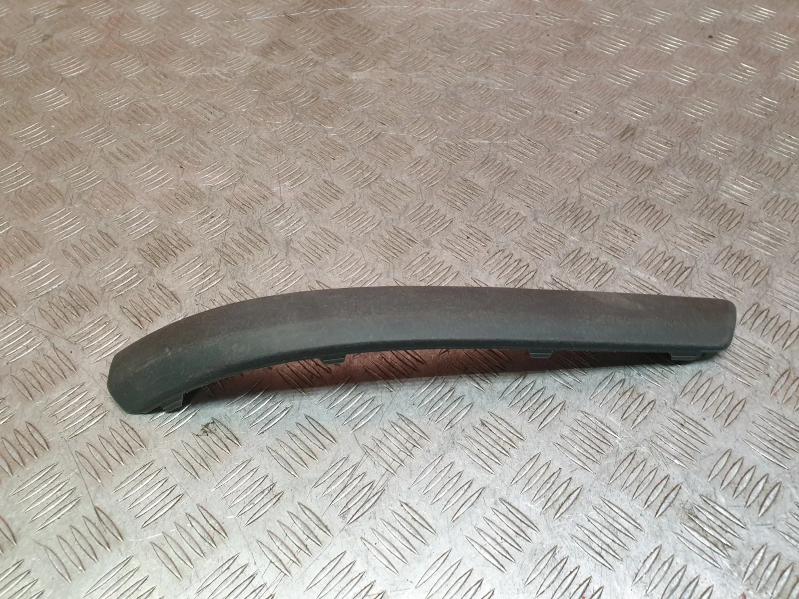 Накладка бампера Ford Focus 2005-2011