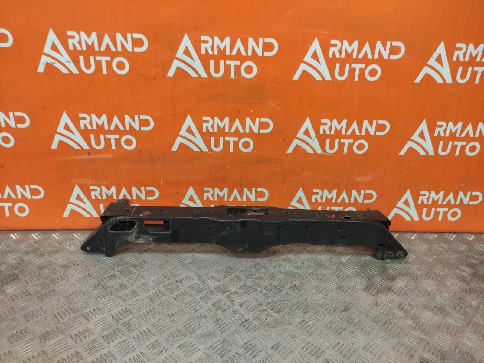 Панель передняя (суппорт радиатора) верхняя Kia Soul 2013-2019 PS