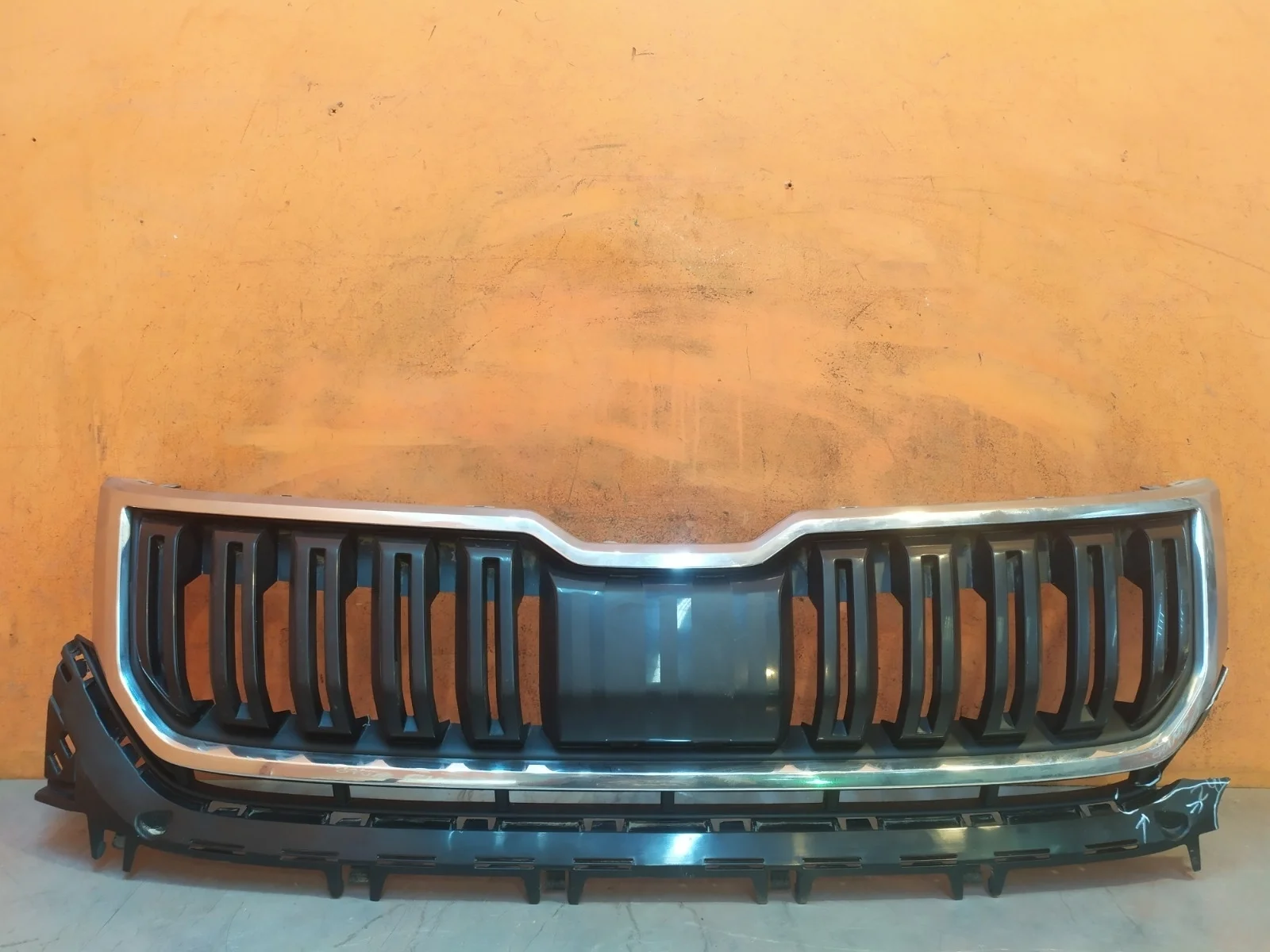 Решетка радиатора Skoda Kodiaq 2016-нв