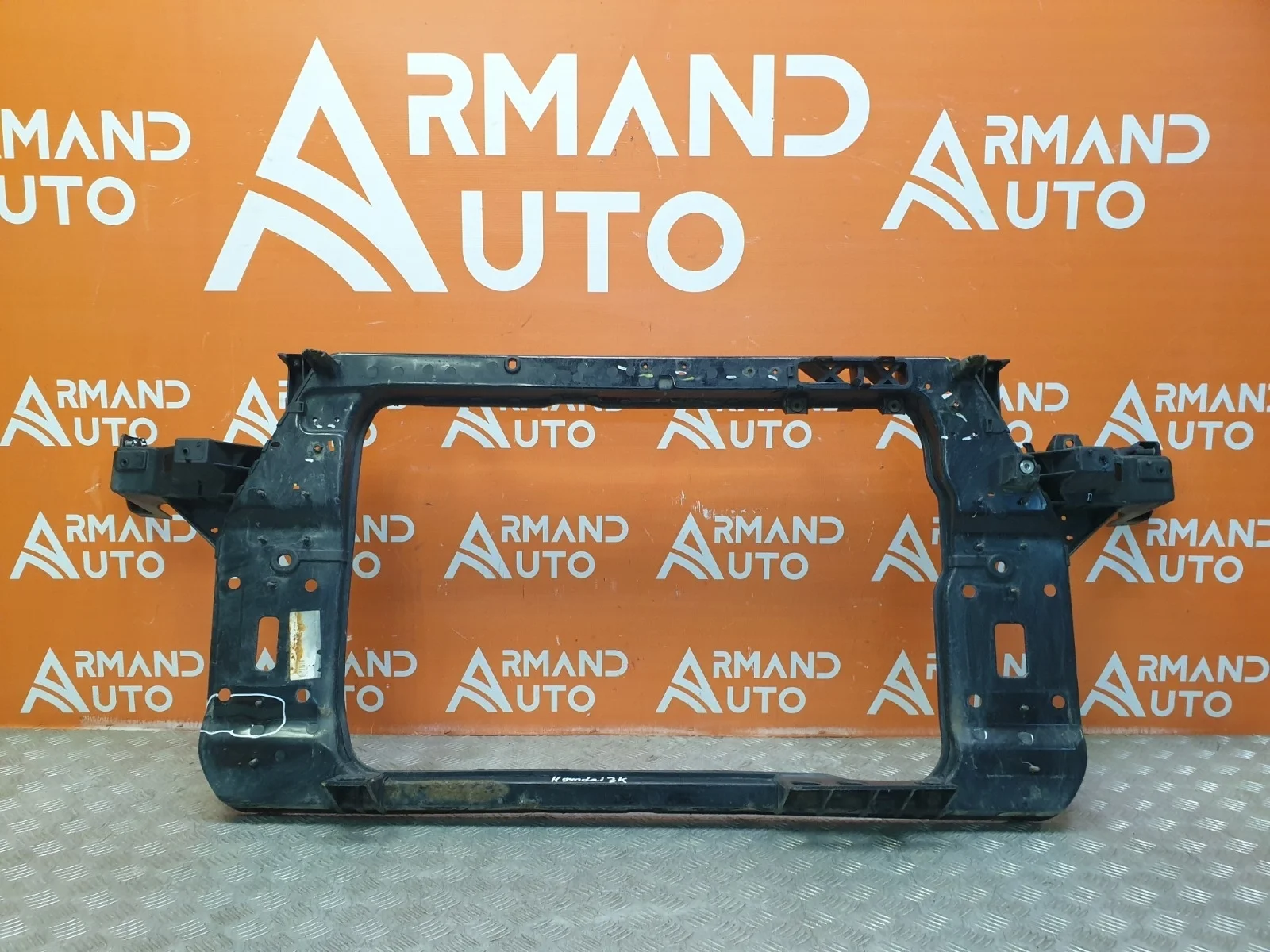 Панель передняя (суппорт радиатора) Hyundai IX35 2010-2015