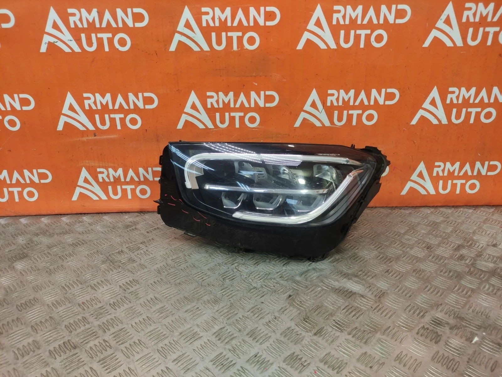 Фара Mercedes GLC-Class 2019-нв X253