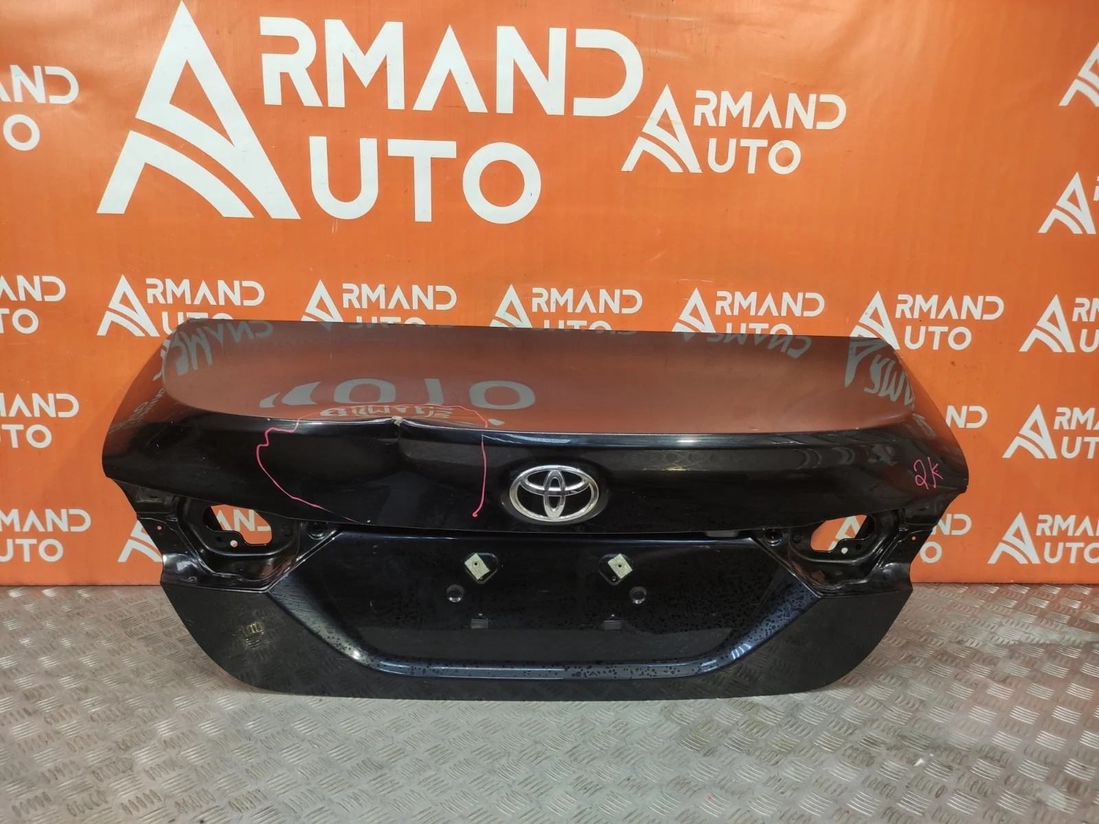 Крышка багажника Toyota Camry 2017-нв 8 XV70