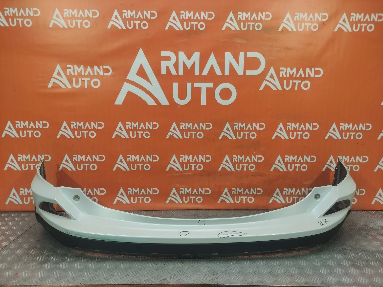 Бампер toyota RAV4 2015-2019 CA40