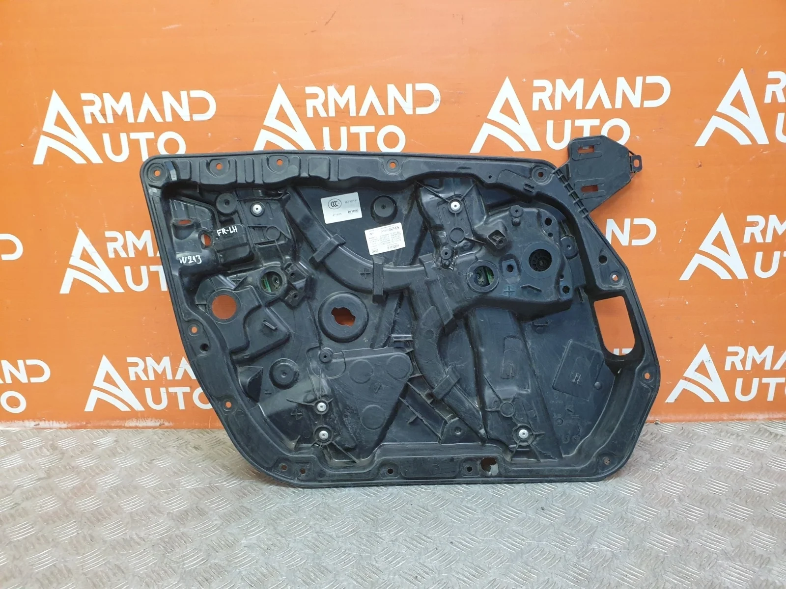 Стеклоподъемник Mercedes -Class 2016-нв W213, S213