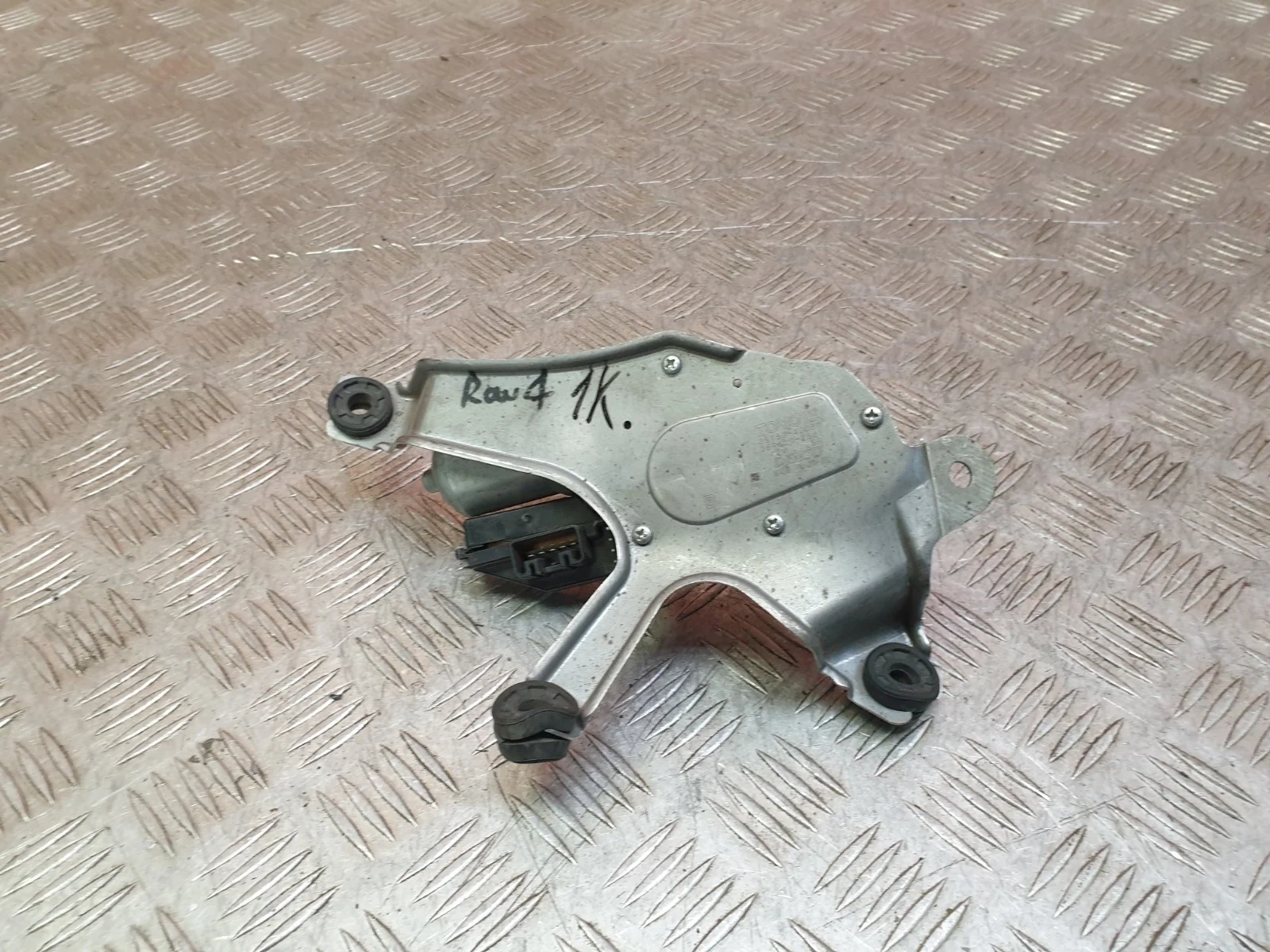 Моторчик стеклоочистителя двери багажника Toyota RAV4 2012-2019 CA40