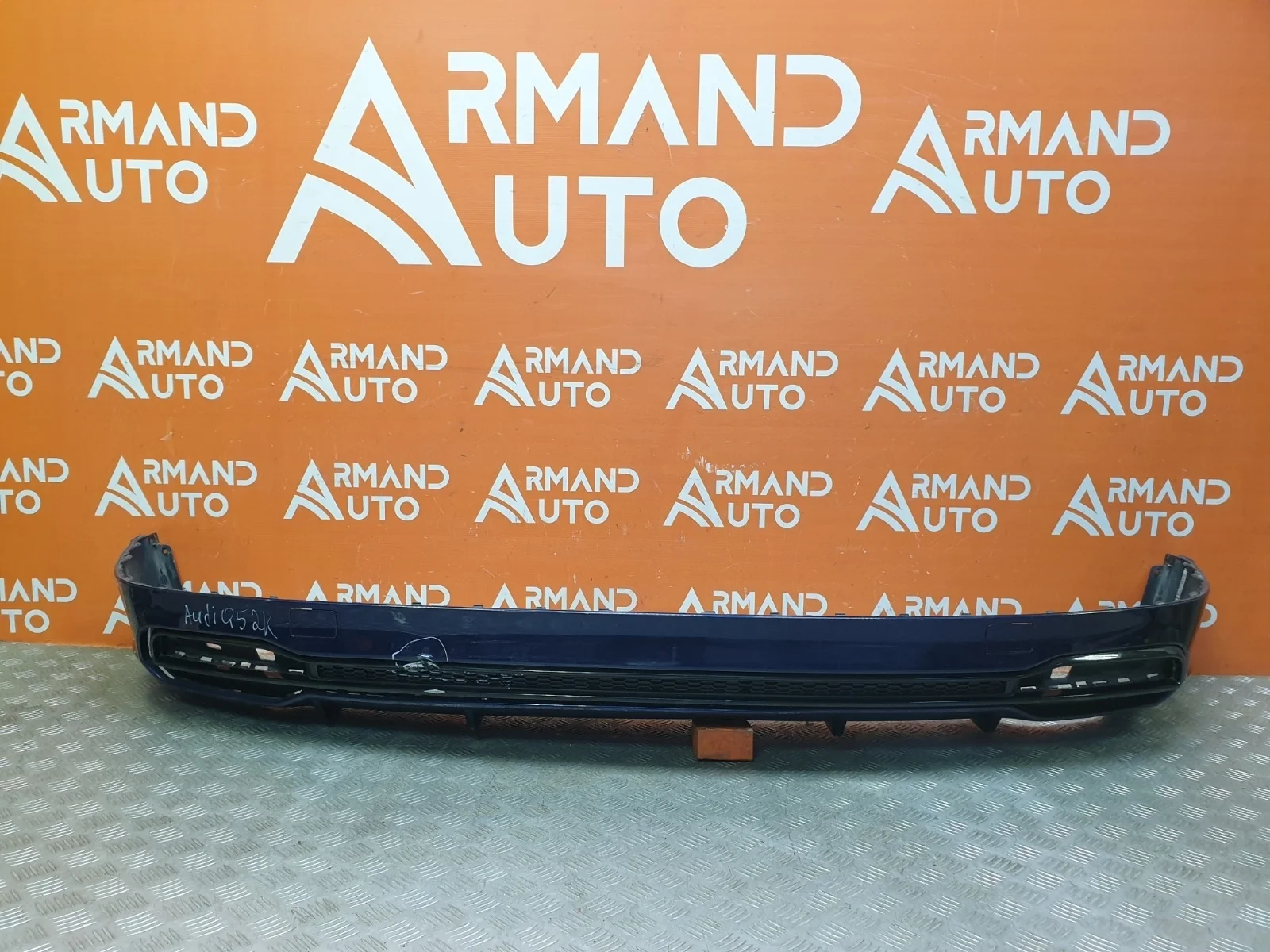 Бампер нижняя часть Audi Q5 2017-нв FY