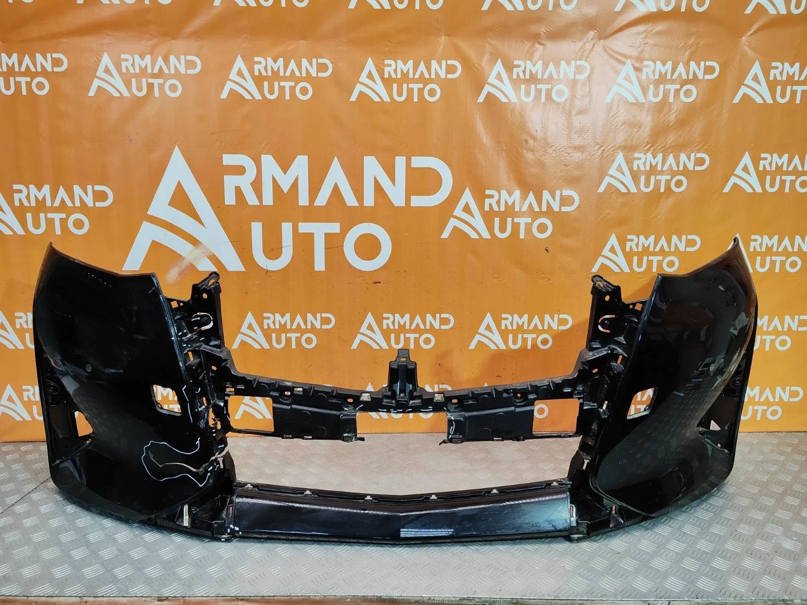 Бампер toyota Alphard 2017-нв 3