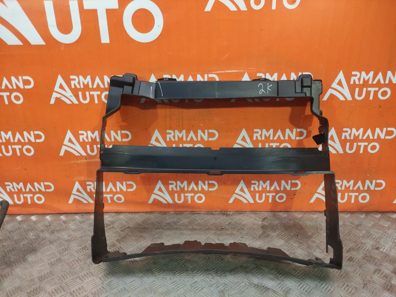 Воздуховод радиатора Land rover Range 2012-2022 4 L405