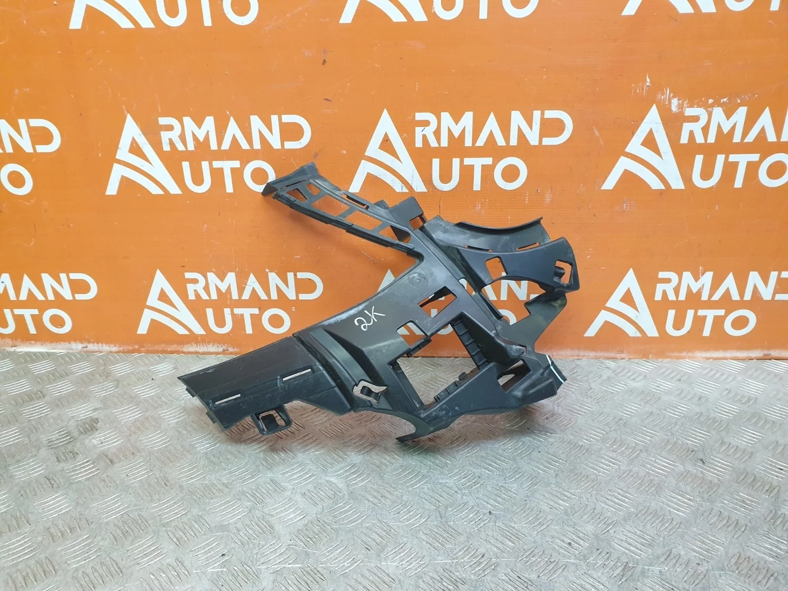 Кронштейн бампера Mercedes -Class 2013-2017 W222