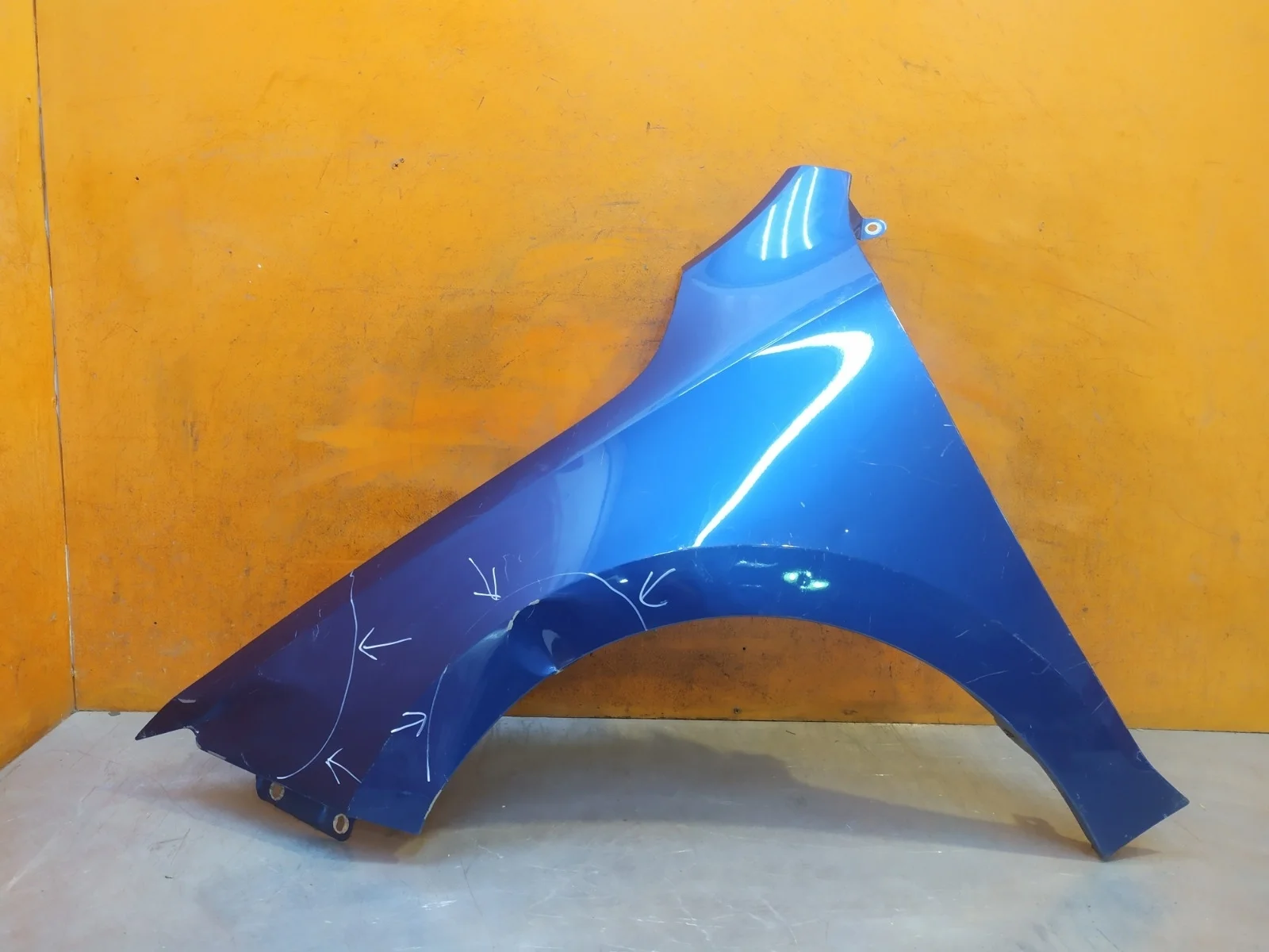 Крыло Skoda Rapid 2017-2020