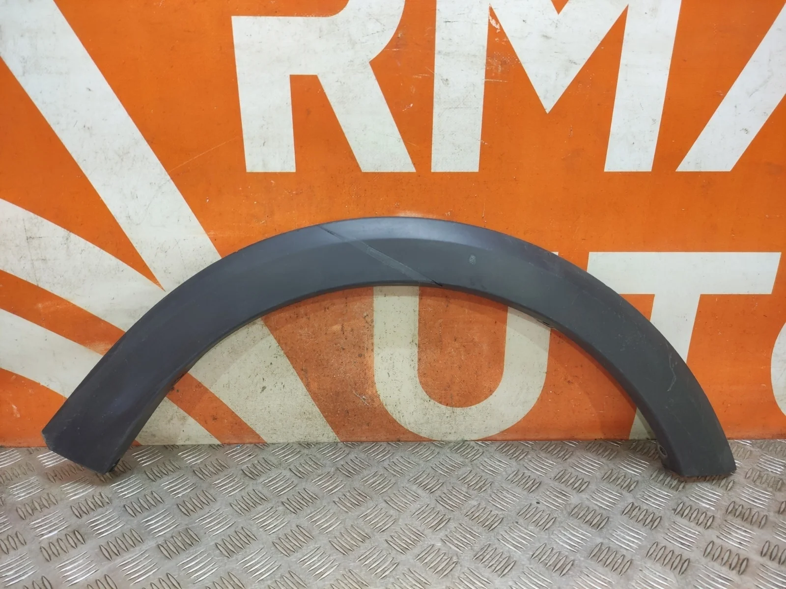 Расширитель крыла RENAULT Sandero 2013-2022