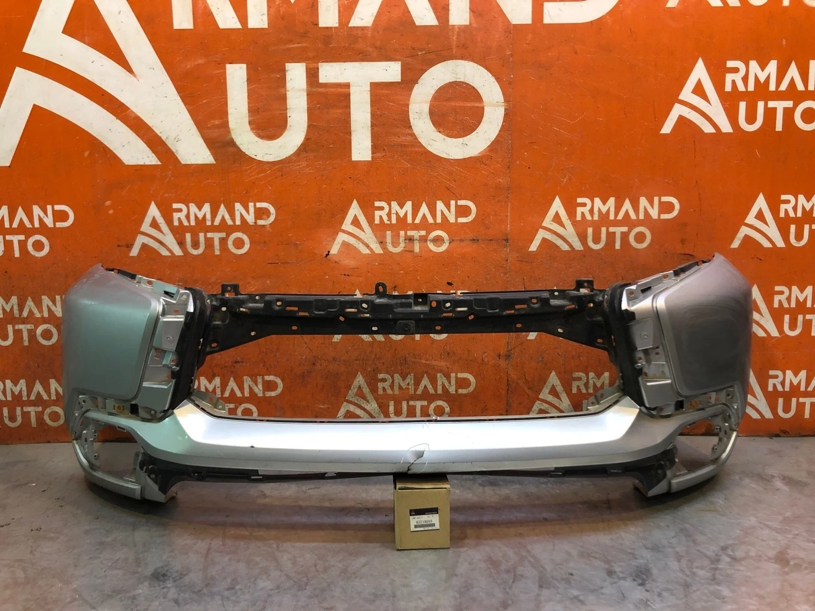 Бампер Mitsubishi Pajero Sport 2015-2021 3