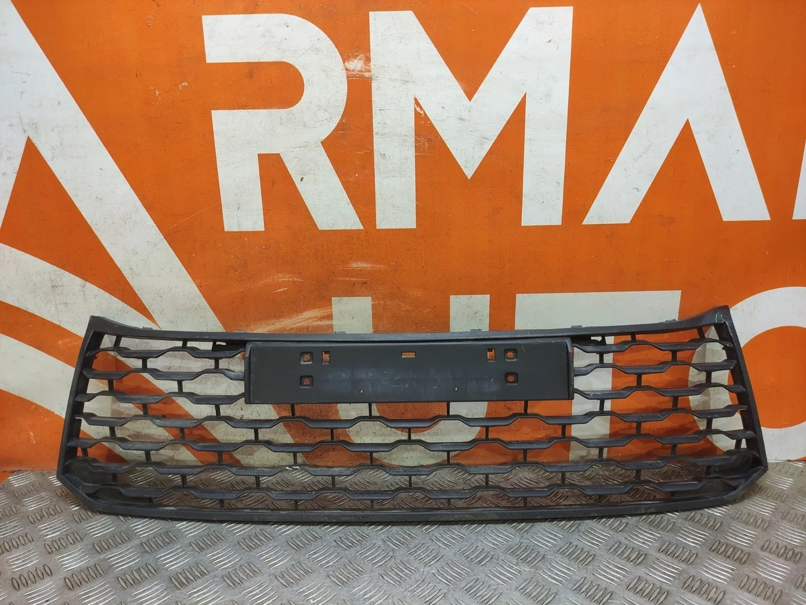 Решетка бампера Mitsubishi Pajero Sport 2015-2021 3