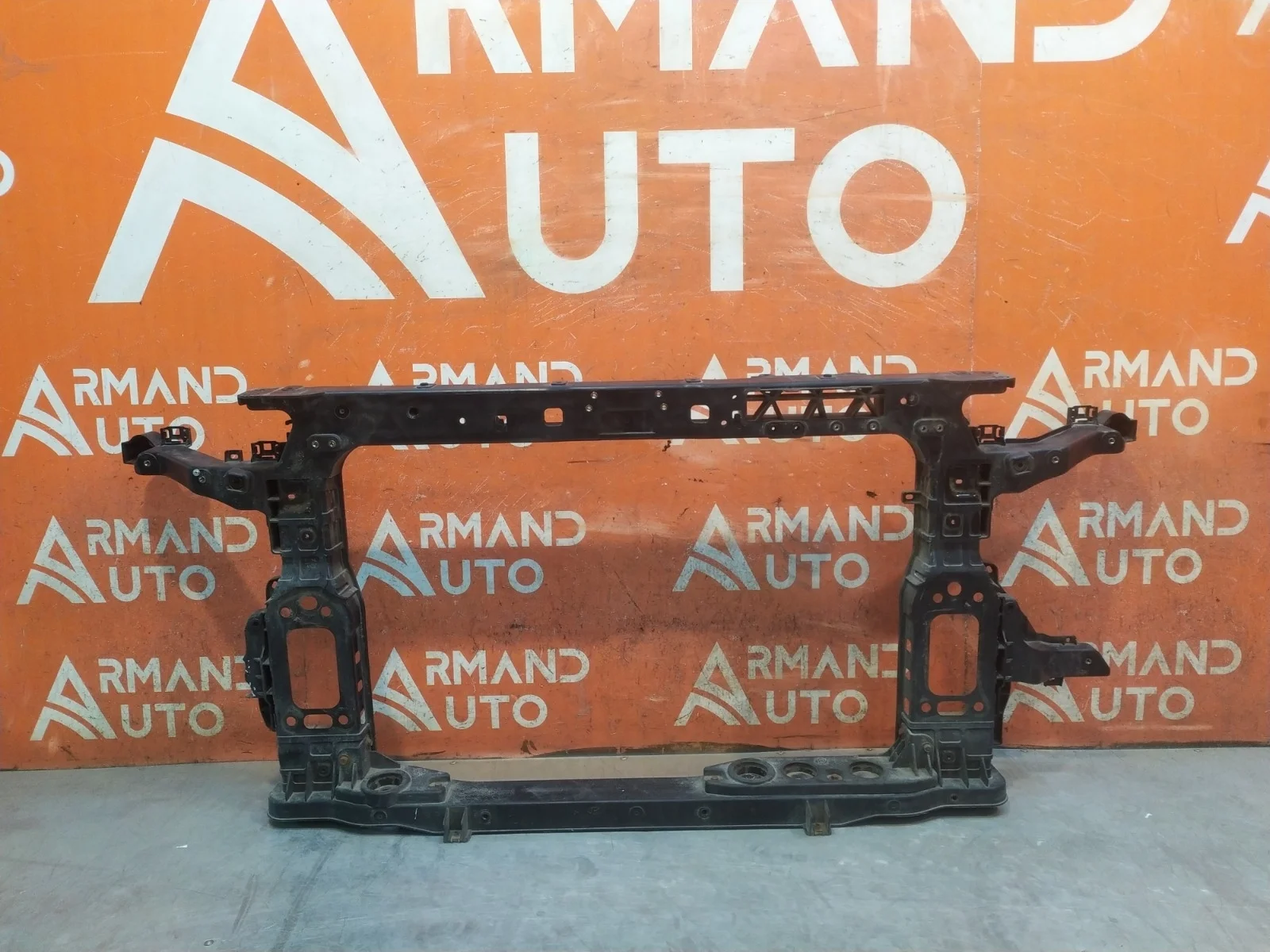 Панель передняя (суппорт радиатора) Hyundai Santa Fe 2018-2021 4 TM