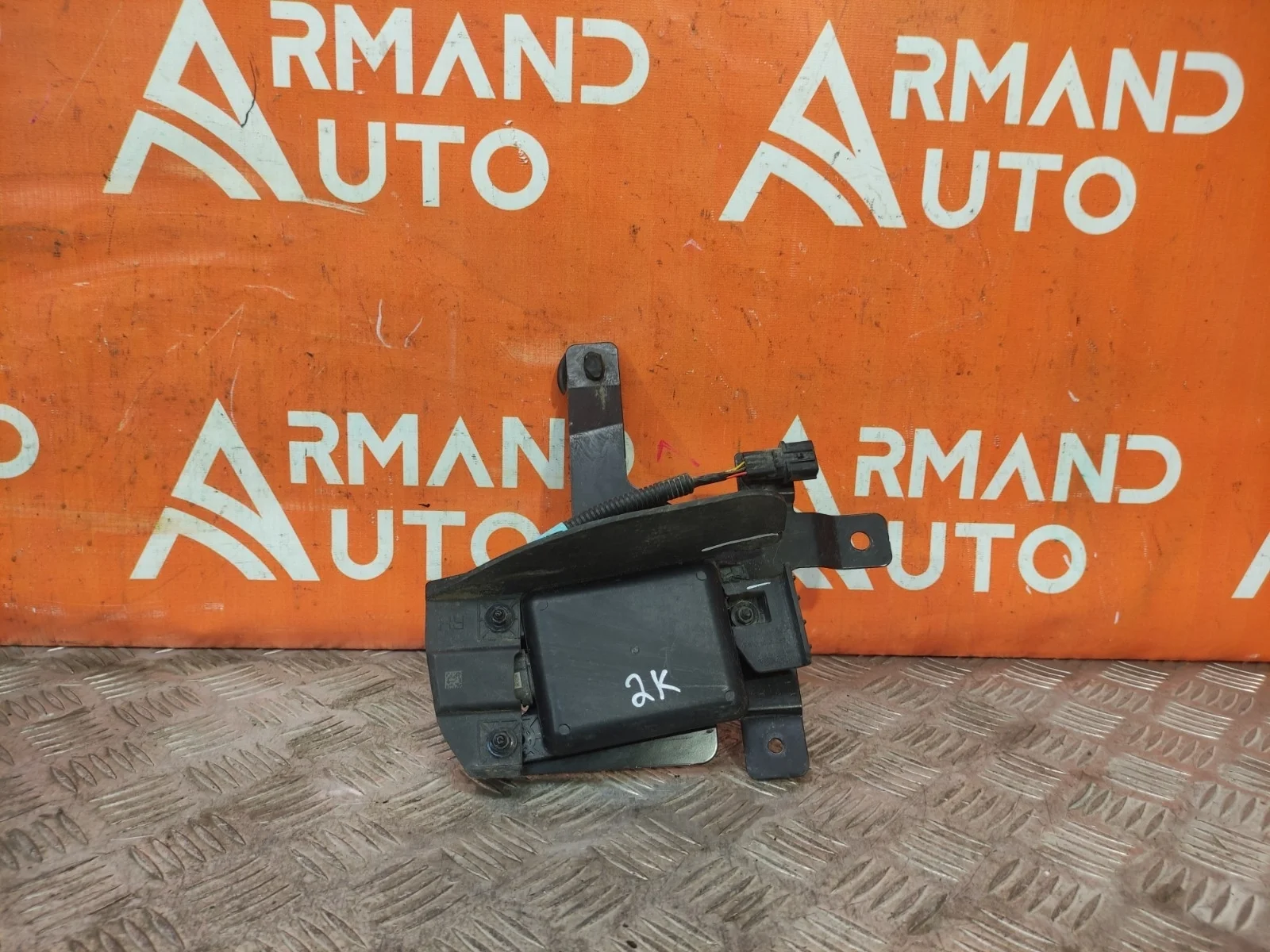 Датчик слепых зон Kia Cerato 2018-нв 4