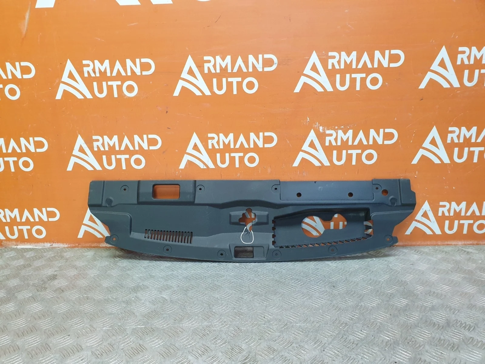 Кожух замка капота Mitsubishi Outlander 2012-нв 3