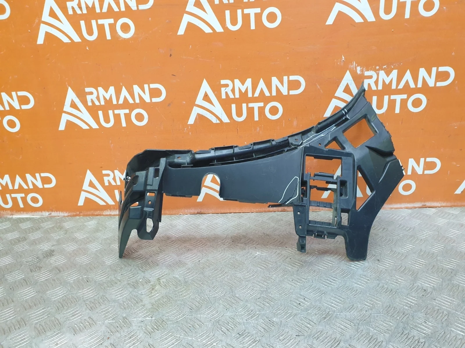 Кронштейн бампера Mercedes GLE-Class 2018-нв V167