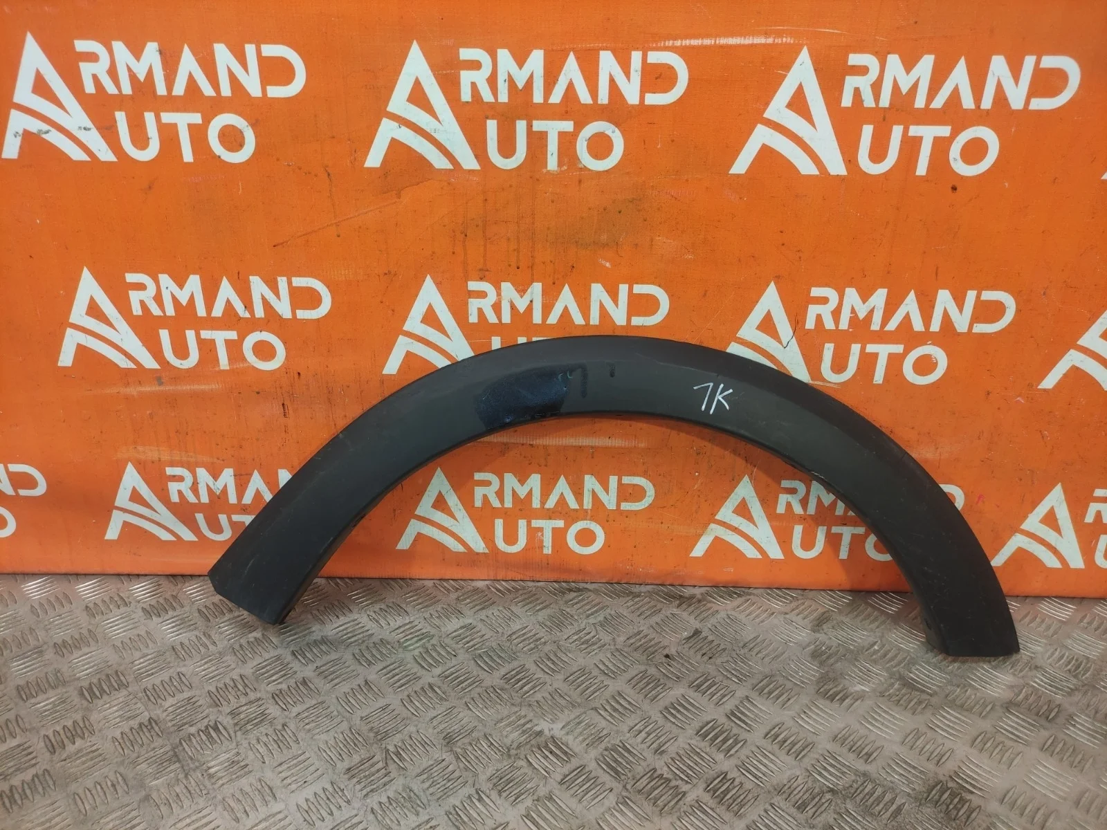 Расширитель крыла RENAULT Sandero 2013-2022