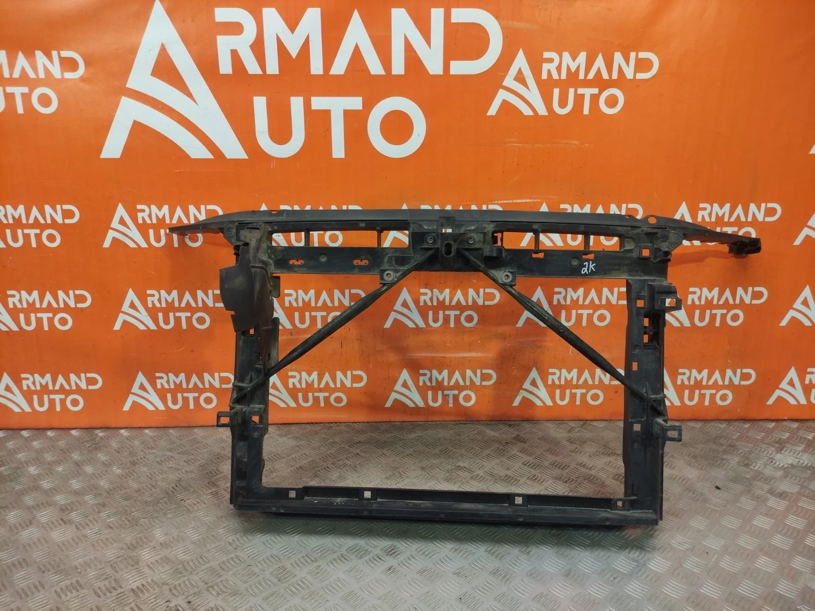 Панель передняя (суппорт радиатора) Skoda Octavia 2013-2020 A7 (5E)