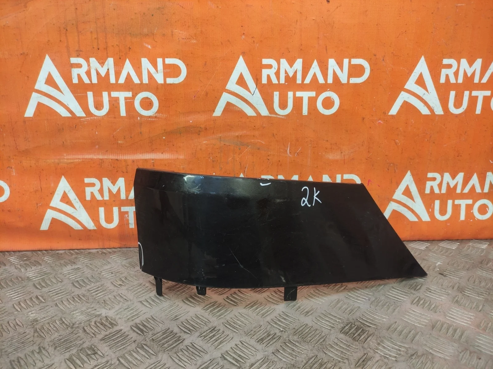 Накладка бампера Lexus LX 2015-2023 URJ200