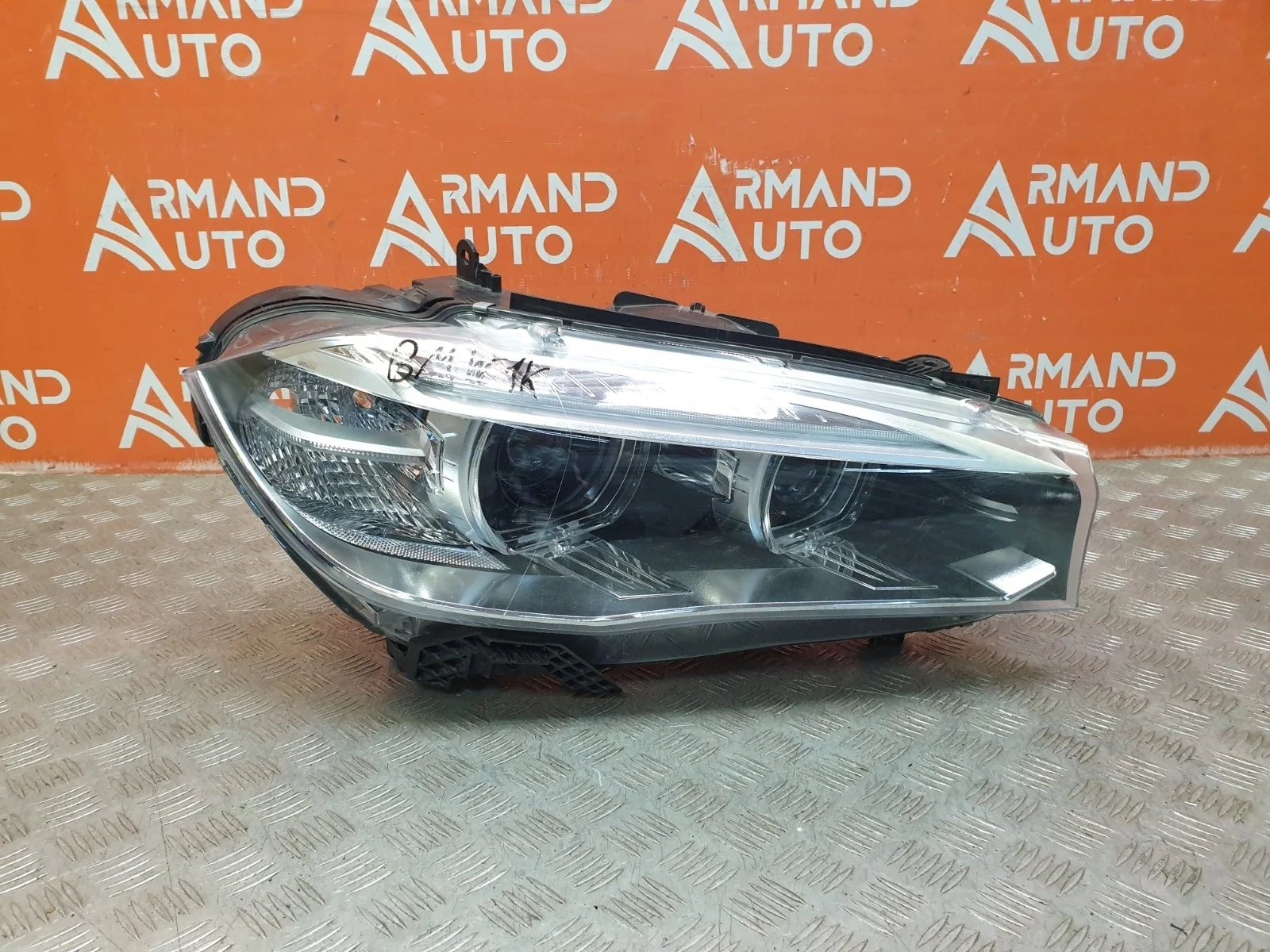 Фара Bmw X5 2013-2018 F15