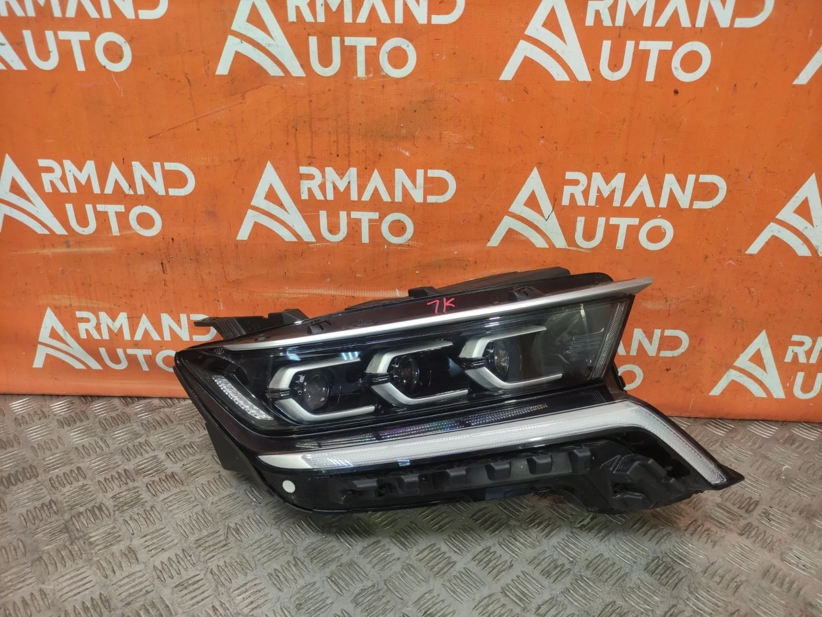 Фара Kia Sorento 2020-нв 4