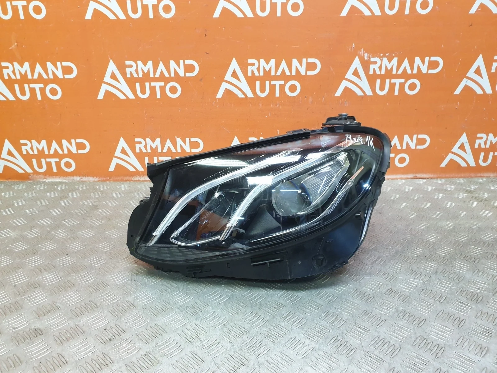 Фара Mercedes -Class 2016-2020 W213, S213, C238