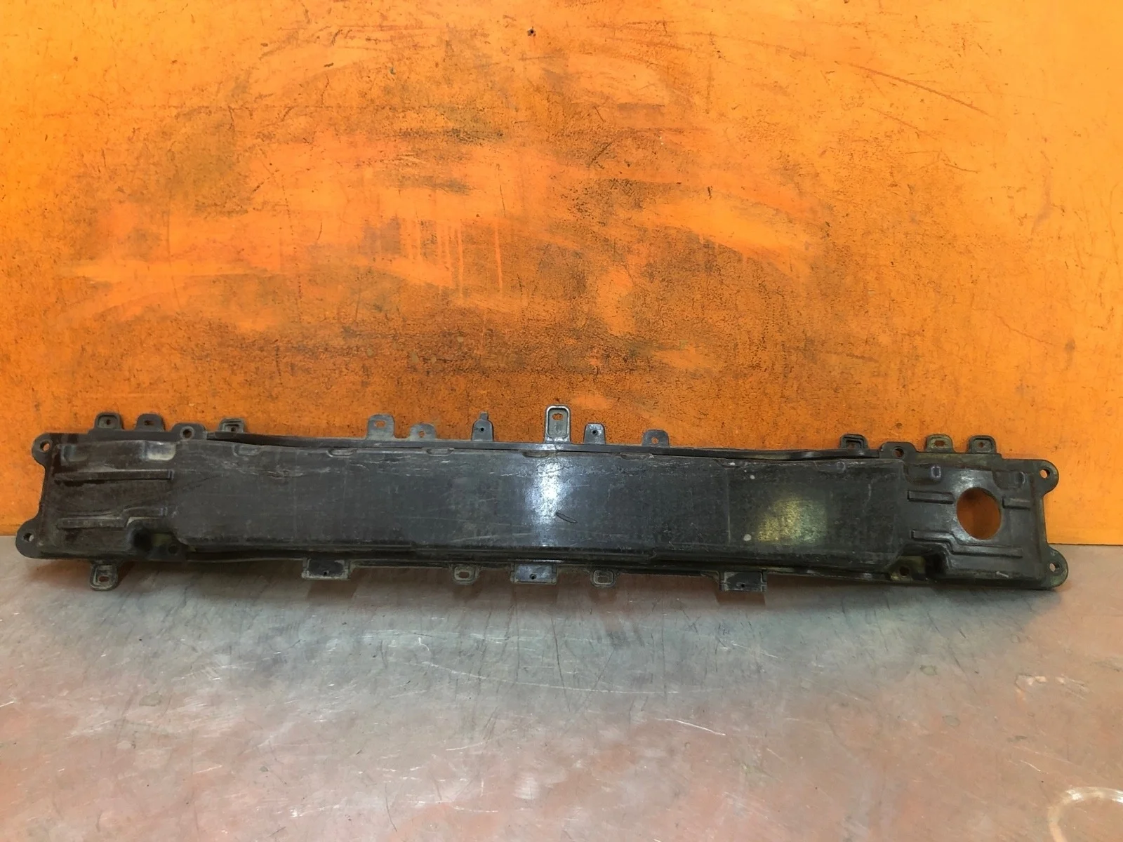 Усилитель бампера Hyundai Tucson 2015-2021 3