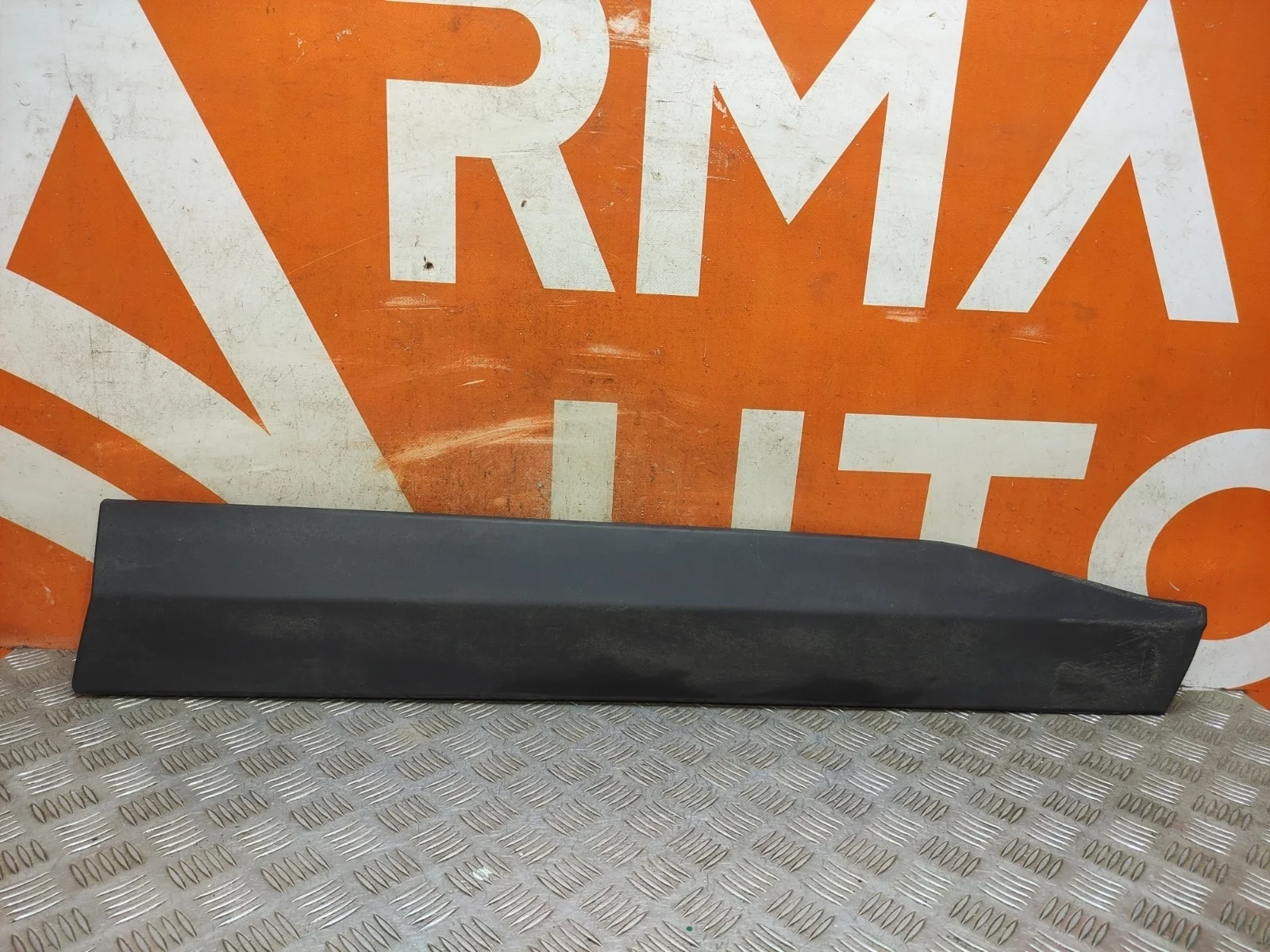 Молдинг двери Toyota RAV4 2018-нв 5 XA50