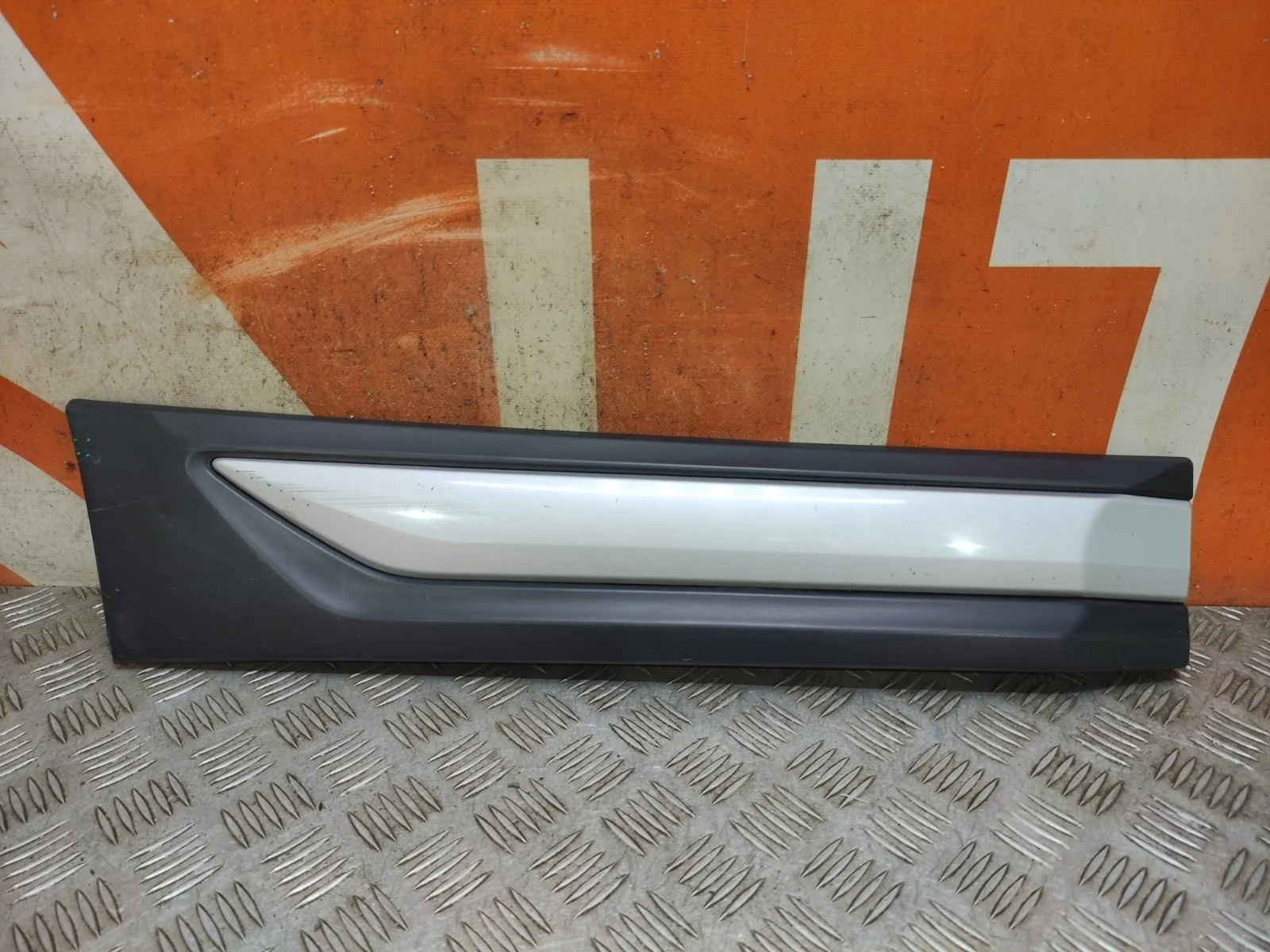 Молдинг двери Mitsubishi OUTLANDER 2015-нв 3