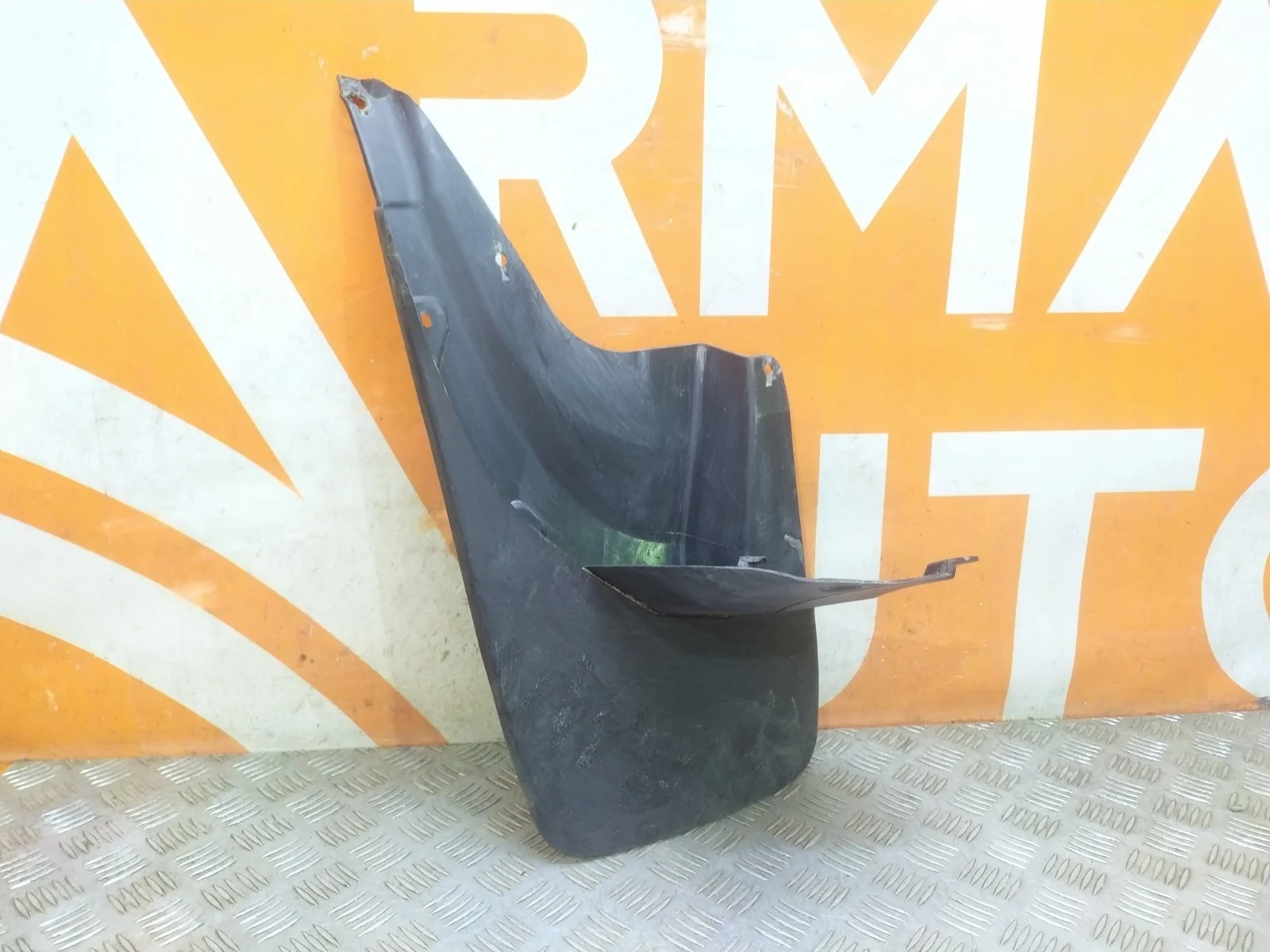 Брызговик Toyota Land Cruiser Prado 2009-нв 150